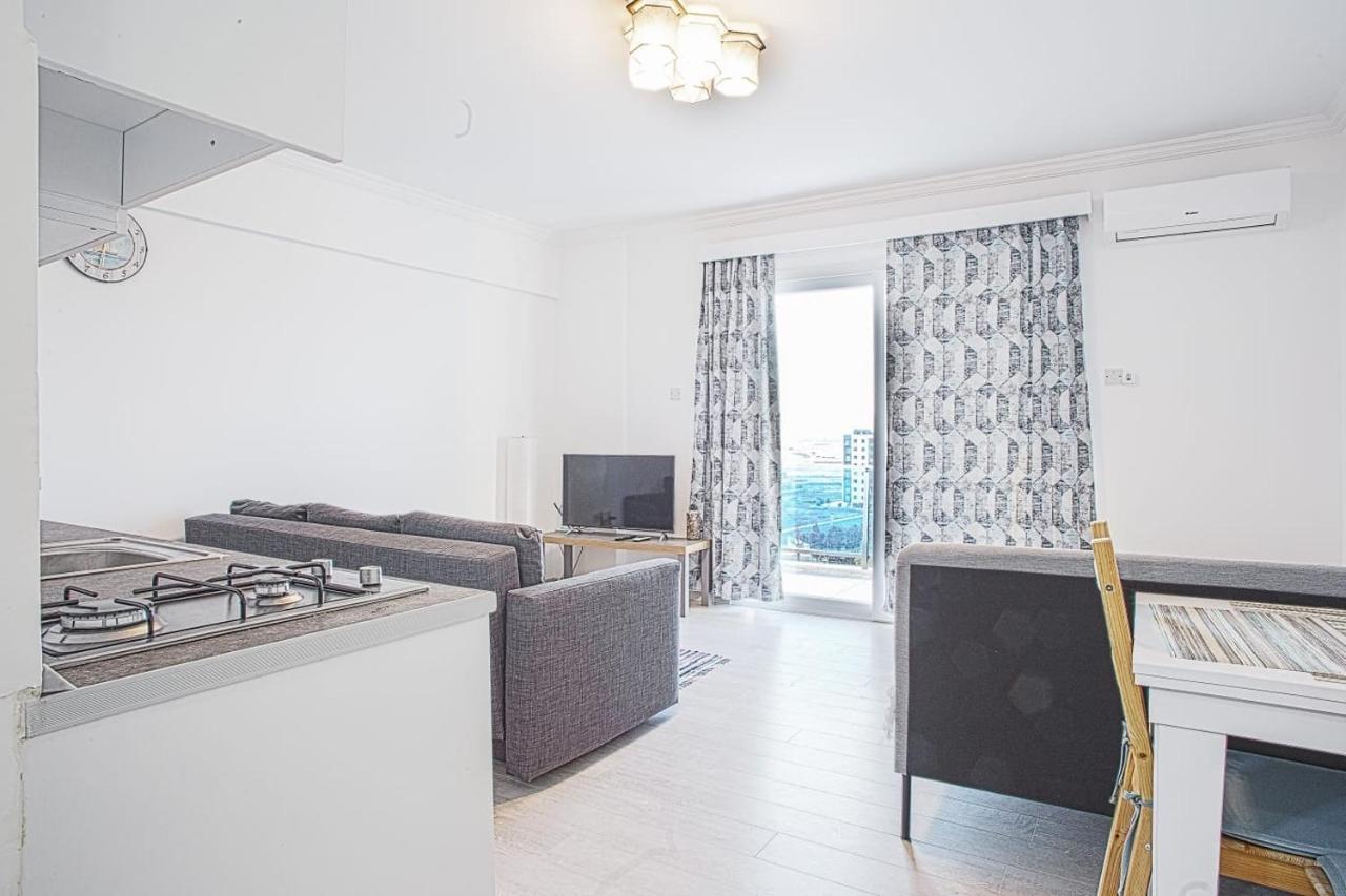 Royal Life Residence Poseidon Studio Trikomo المظهر الخارجي الصورة